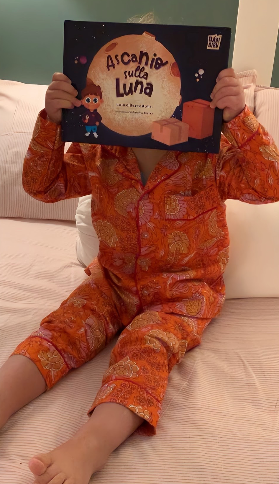 The Goodnight Box (Pajama + Book)