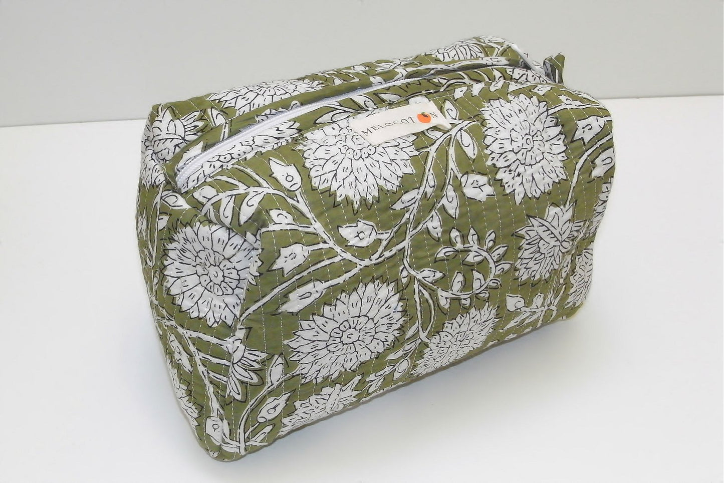 Beauty bag - Green flowers