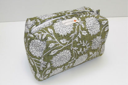 Beauty bag - Green flowers